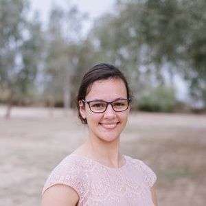 Meet your Posher, Laura